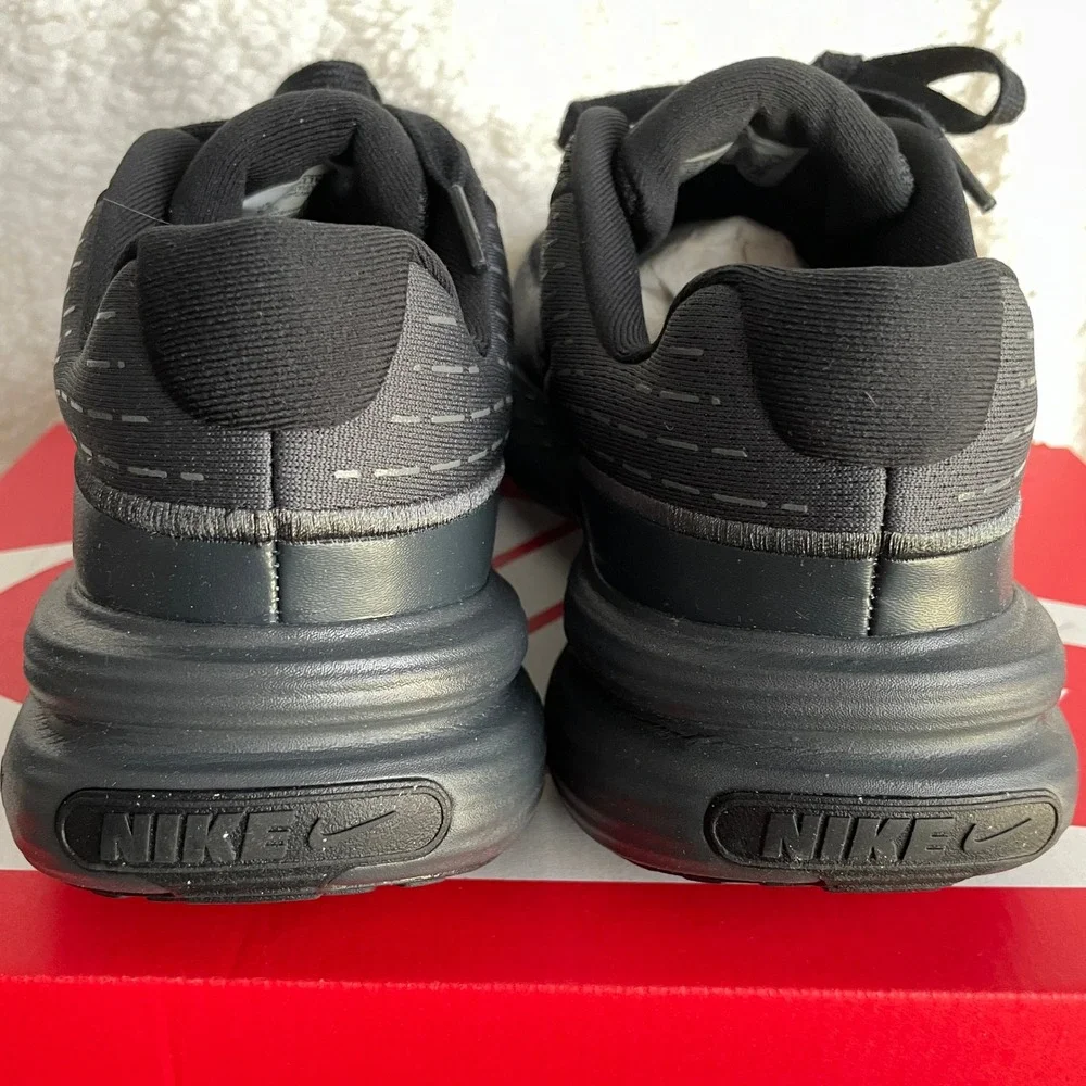 Nike Uplift SC Anthracite Sneakers Women 10 Men 8.5  NIB  IB2765-001